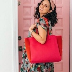 Summersalt hot pink neoprene tote bag